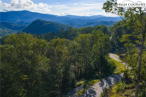 C52 Firefly Cove, Banner Elk, NC 28604