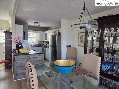 101 Courtside Ln #A5, Beech Mountain, NC 28604 photo 5