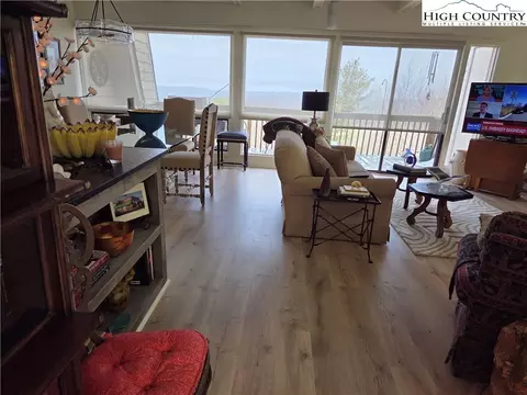 101 Courtside Ln #A5, Beech Mountain, NC 28604 photo 3