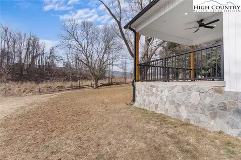 219 Grayson St, Sparta, NC 28675 photo 27