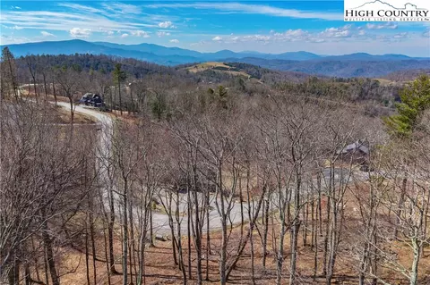 5 Red Sky Parkway, Banner Elk, NC 28604