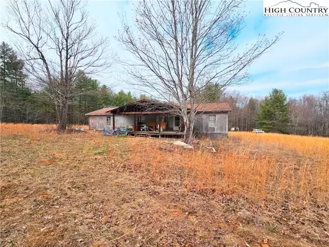 51 Peaceful Mdws, Piney Creek, NC 28663