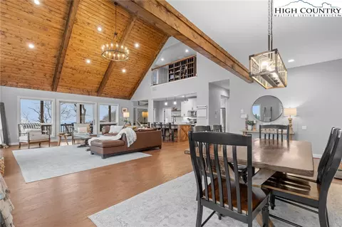 Dining - 94 Silver Fox Rdg, Beech Mountain, NC 28604 photo 2 of 3