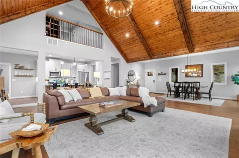 Living - 94 Silver Fox Rdg, Beech Mountain, NC 28604 photo 3 of 3