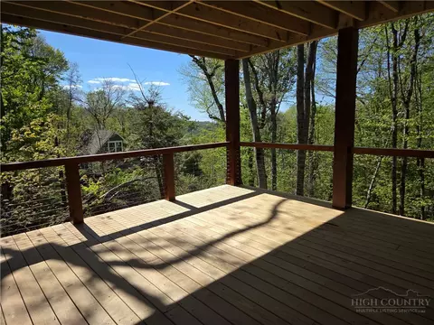 Exterior - 102 Blackberry Trl, Beech Mountain, NC 28604 photo 4 of 5