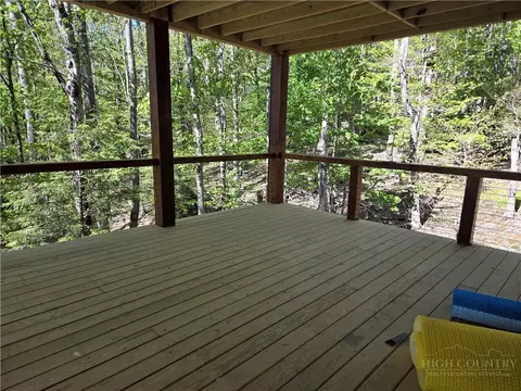 Exterior - 102 Blackberry Trl, Beech Mountain, NC 28604 photo 5 of 5