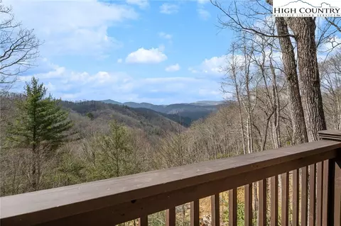 315 Lazy Bear Trl, Vilas, NC 28692