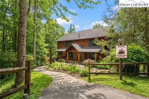 315 Lazy Bear Trl, Vilas, NC 28692