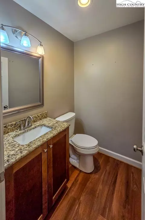 Bath - 424 Townhomes Pl #., Boone, NC 28607 photo 3 of 3