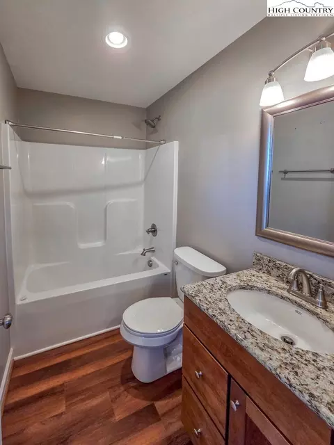 Bath - 424 Townhomes Pl #., Boone, NC 28607 photo 2 of 3