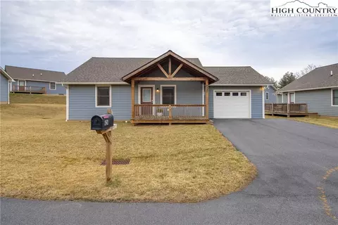 Exterior - 424 Townhomes Pl #., Boone, NC 28607 photo 10 of 10