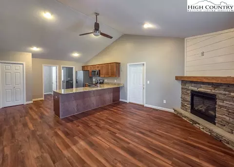 Living - 424 Townhomes Pl #., Boone, NC 28607 photo 3 of 5