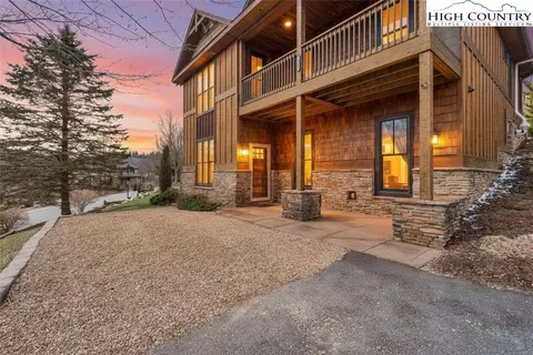 510 Ransom St, Blowing Rock, NC 28605