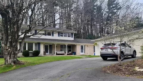 410 Poplar Hill Dr, Boone, NC 28607