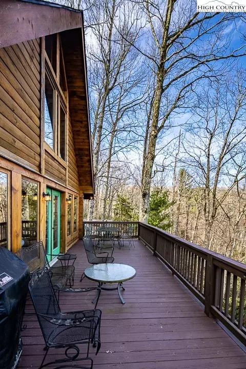 Exterior - 614 Tarleton Cir, Boone, NC 28607 photo 7 of 16