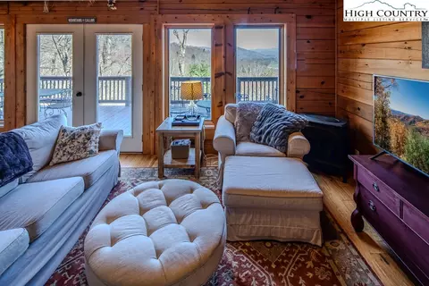 Living - 614 Tarleton Cir, Boone, NC 28607 photo 4 of 8