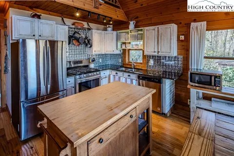 Kitchen - 614 Tarleton Cir, Boone, NC 28607 photo 1 of 6