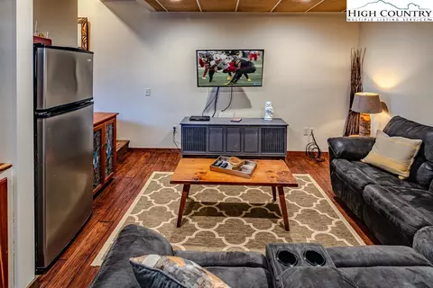 Living - 614 Tarleton Cir, Boone, NC 28607 photo 7 of 8