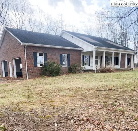 48 Saddle Mountain Church Rd, Ennice, NC 28623