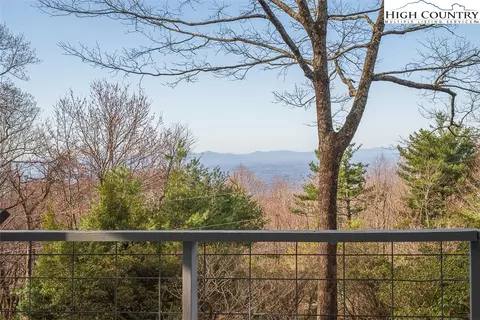 Exterior - 89 Rabbit Run, Roaring Gap, NC 28668 photo 4 of 7