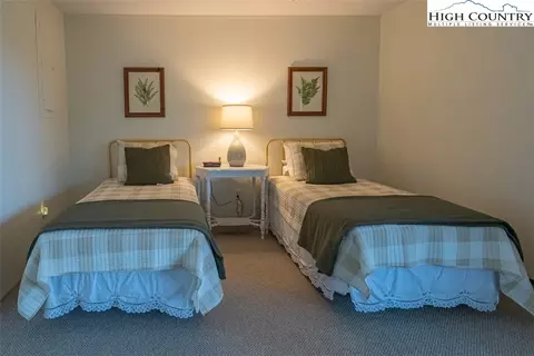 Bedroom - 89 Rabbit Run, Roaring Gap, NC 28668 photo 4 of 6