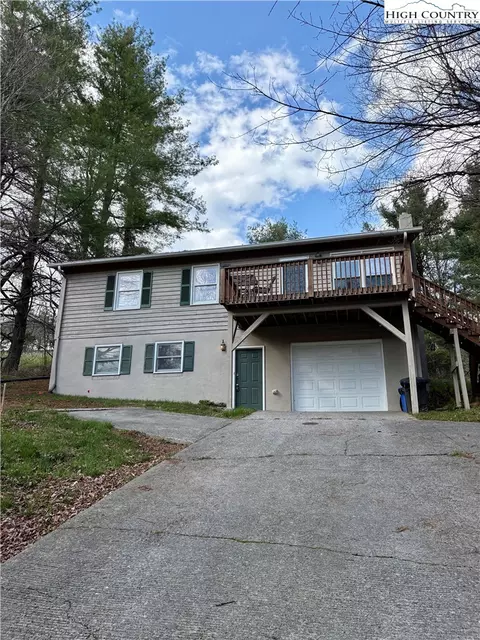 5416 Bamboo Rd, Boone, NC 28607