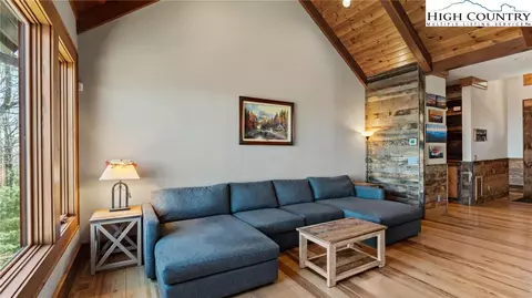 Living - 137 Burningbush Trl, Boone, NC 28607 photo 2 of 4