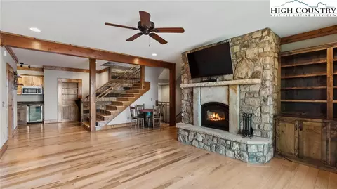 Living - 137 Burningbush Trl, Boone, NC 28607 photo 3 of 4