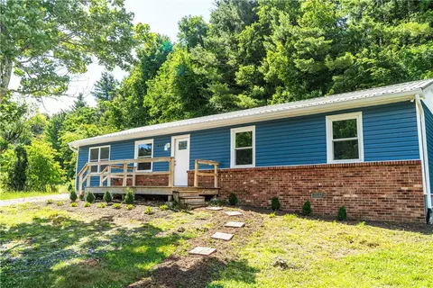 Exterior - 149 Watson St, Boone, NC 28607 photo 3 of 7