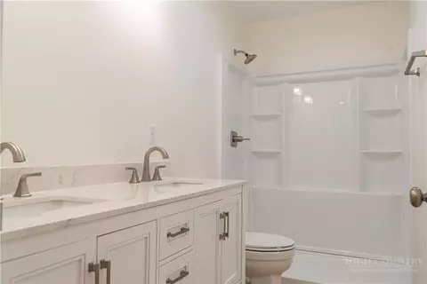 Bath - 149 Watson St, Boone, NC 28607 photo 4 of 4