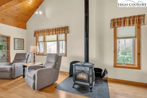 Living - 438 Virgils Ln, Boone, NC 28607 photo 5 of 5