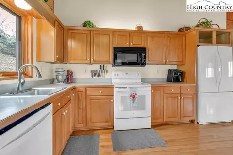 Kitchen - 438 Virgils Ln, Boone, NC 28607 photo 4 of 4