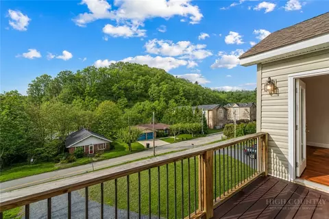 Exterior - 262 Old Bristol Rd, Boone, NC 28607 photo 3 of 5