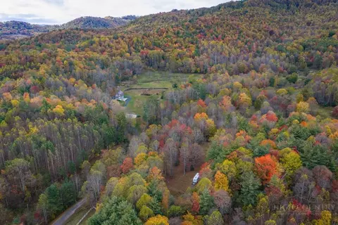 374 Lawrence Greene Rd, Deep Gap, NC 28618 photo 15