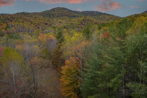 374 Lawrence Greene Rd, Deep Gap, NC 28618 photo 2