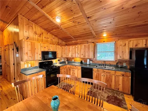Kitchen - 150 Turkey Rdg S, Lansing, NC 28643 photo 1 of 4