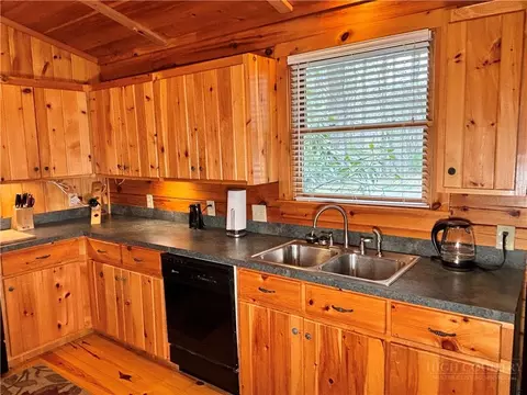 Kitchen - 150 Turkey Rdg S, Lansing, NC 28643 photo 4 of 4