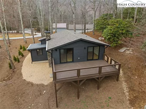 Exterior - 212 Chinkapin Rdg, Seven Devils, NC 28604 photo 8 of 8