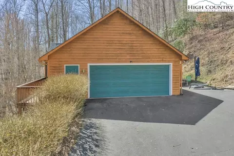 Exterior - 413 Shady Bark Ln, Boone, NC 28607 photo 3 of 5