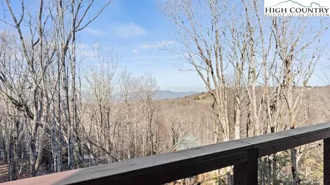 Exterior - 114 Windridge Rd, Beech Mountain, NC 28604 photo 14 of 15