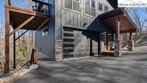 Exterior - 114 Windridge Rd, Beech Mountain, NC 28604 photo 9 of 15