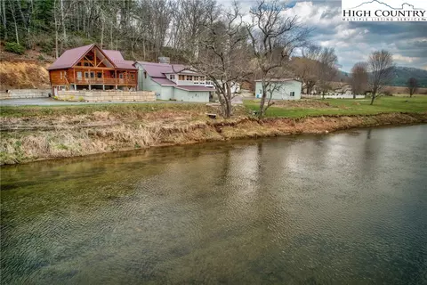 262 Lemly Rd, Fleetwood, NC 28626