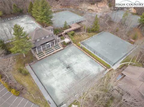 217 Overbrook Trl, Beech Mountain, NC 28604 photo 11