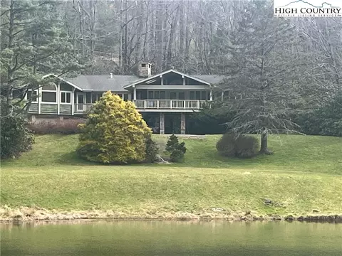189 New River Lake Dr, Blowing Rock, NC 28605