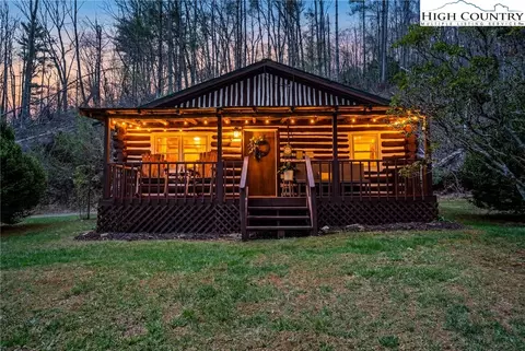 245 Davenport Rd, Spruce Pine, NC 28777