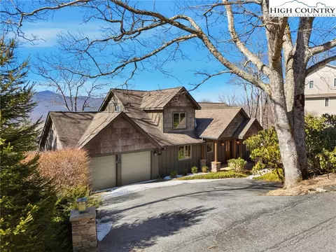 368 Spruce Pine Trl, Blowing Rock, NC 28605
