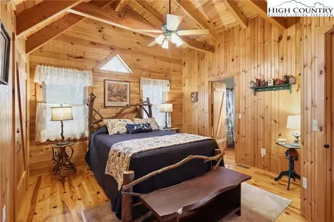 Bedroom - 130 Hawkbill Rd, Ferguson, NC 28624 photo 3 of 4