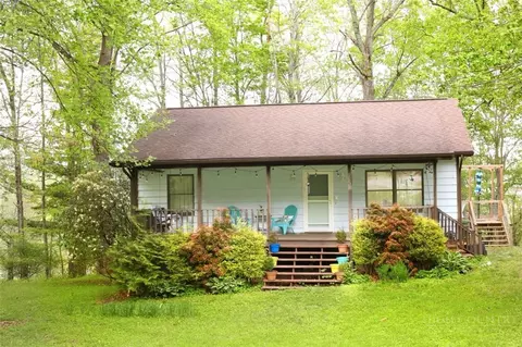 223 Timberlake St, Sparta, NC 28675
