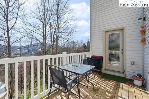 Exterior - 166 Azor Ct #2A, Boone, NC 28607 photo 2 of 5