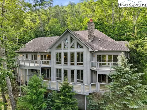 13 Grouse Moor Dr, Linville, NC 28646